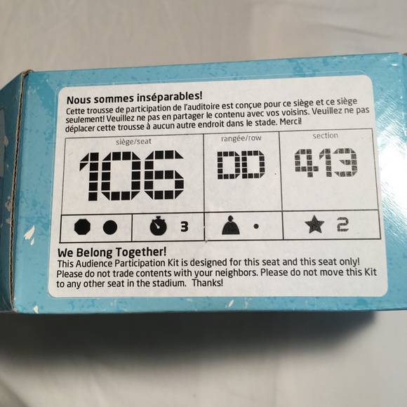 NWT Official Vancouver Olympics Participation Kit - Picture 2 of 5